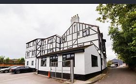 Royal Hotel